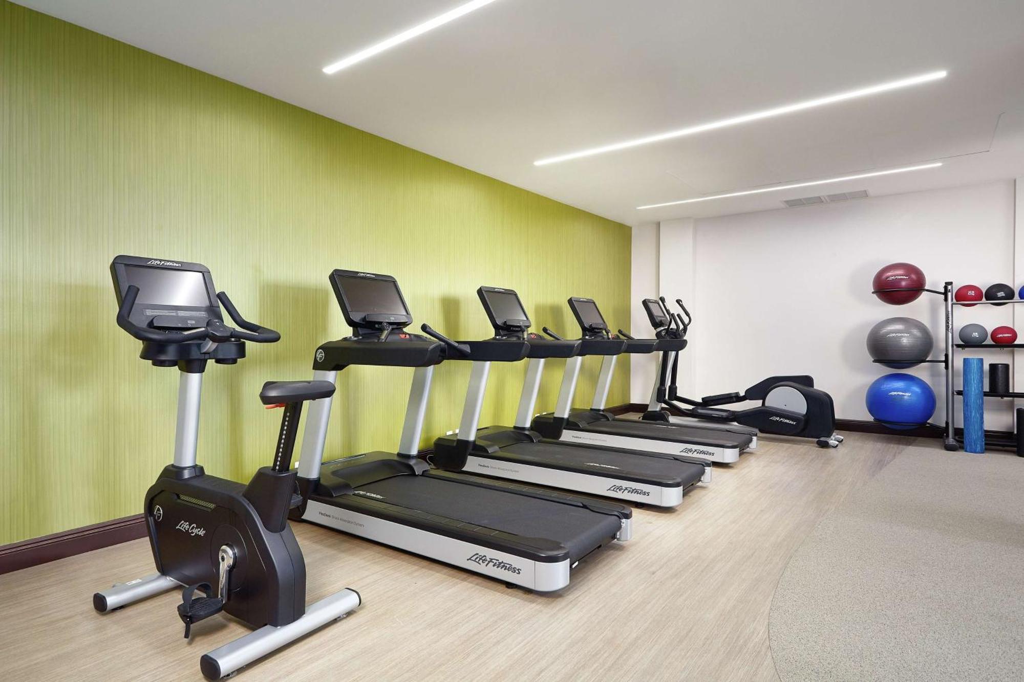 מלון Hilton Doubletree By Hilton מנאגווה מראה חיצוני תמונה