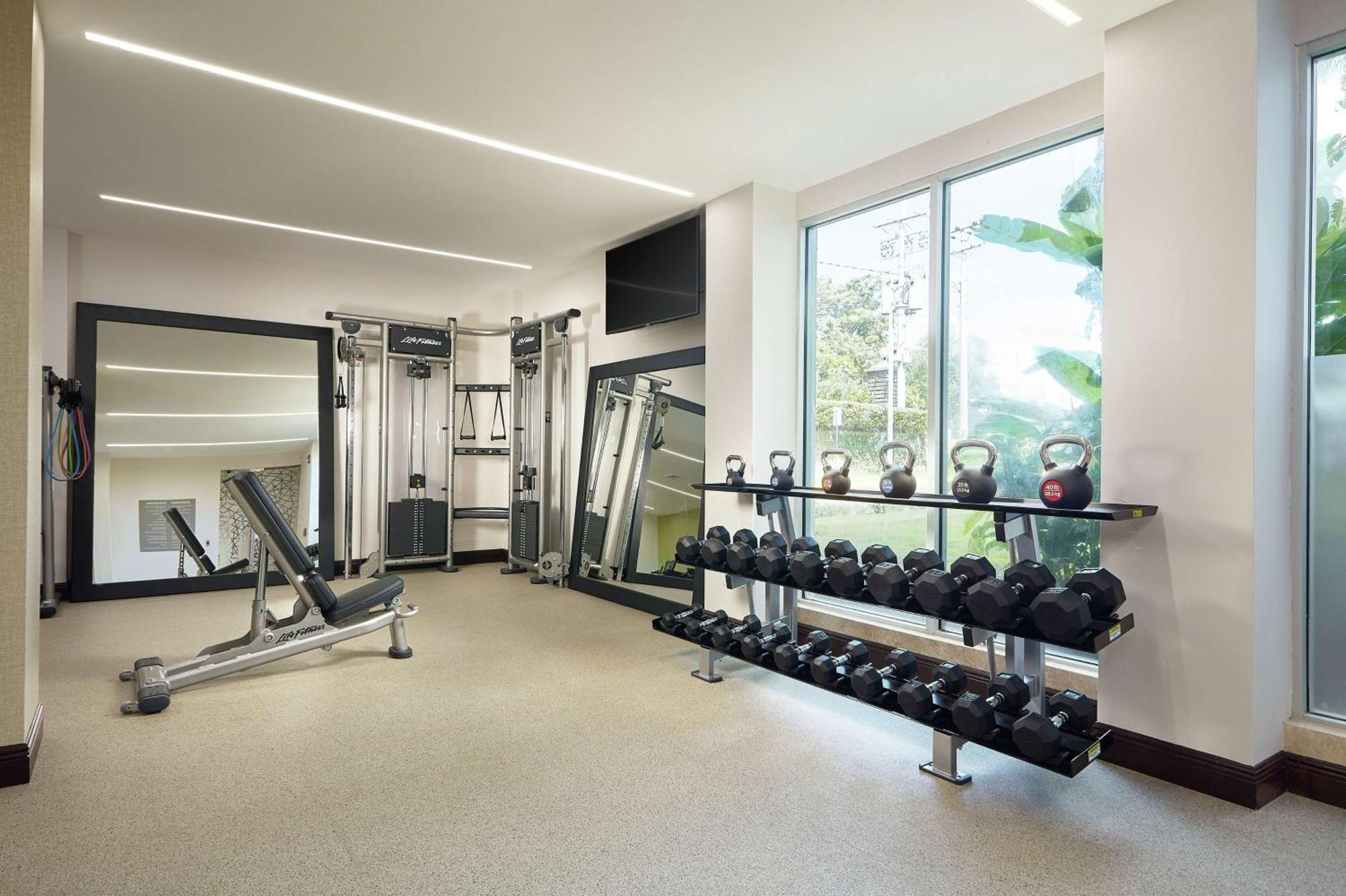 מלון Hilton Doubletree By Hilton מנאגווה מראה חיצוני תמונה