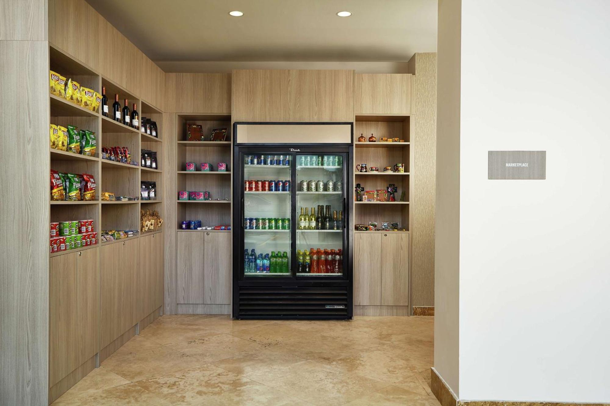 מלון Hilton Doubletree By Hilton מנאגווה מראה חיצוני תמונה